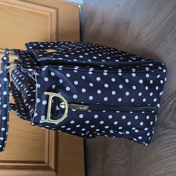 Ju-Ju-Be Be Classy Diaper Bag with matching Be Spendy Wallet in Duchess print - Picture 4 of 8
